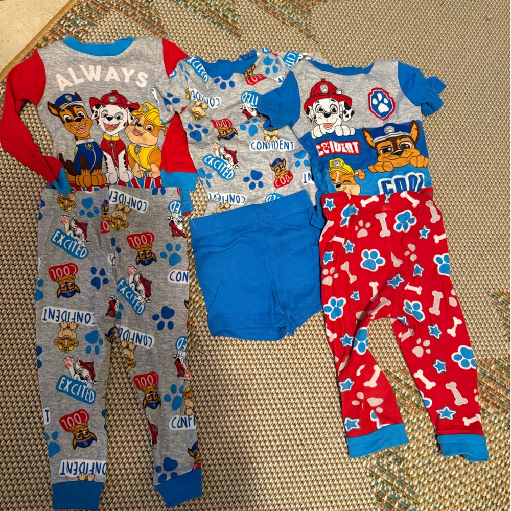 Paw patrol PJ set